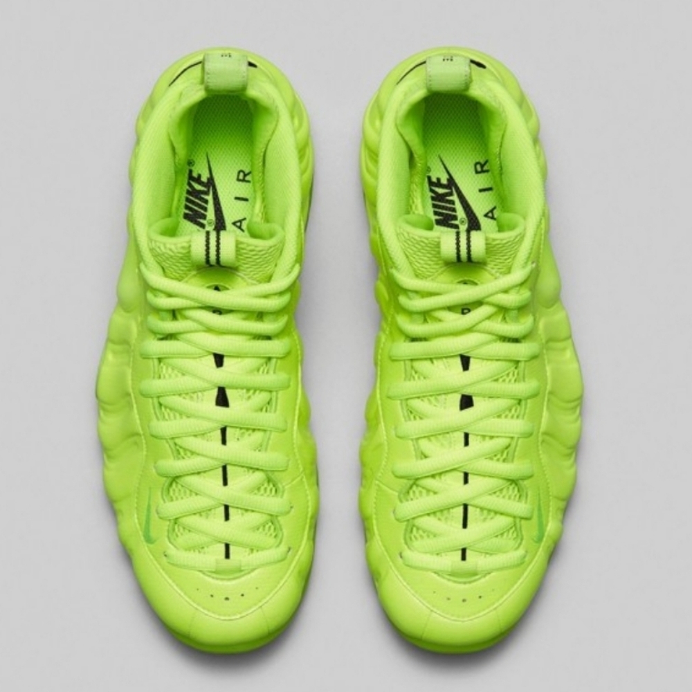 Nike Air Foamposite Volt Neon BrandNew Mens Size 9.5